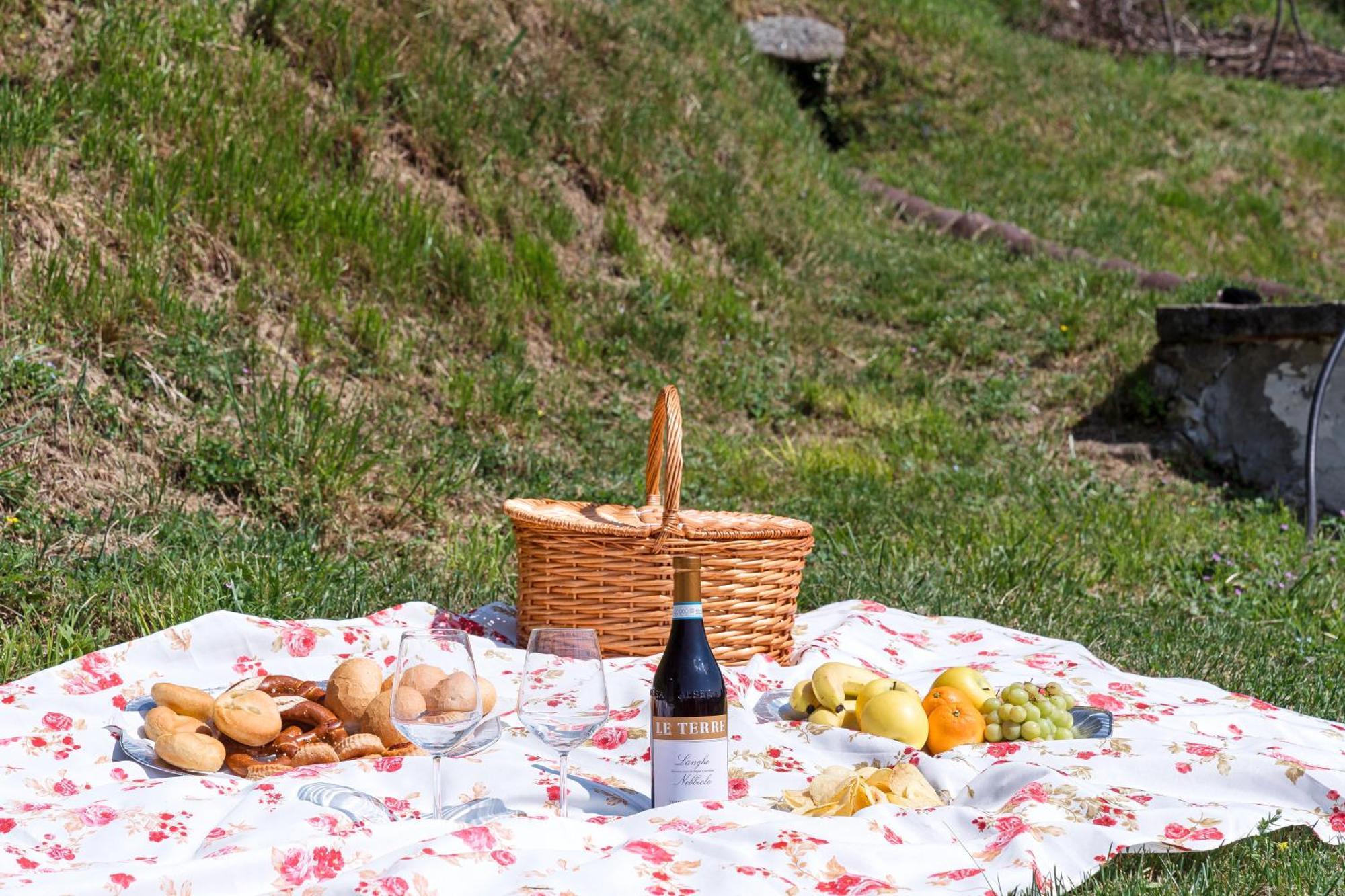 קומו B&B La Corte And Home Restaurant - Free Parking - 10 Minutes To The Lake And Centre מראה חיצוני תמונה