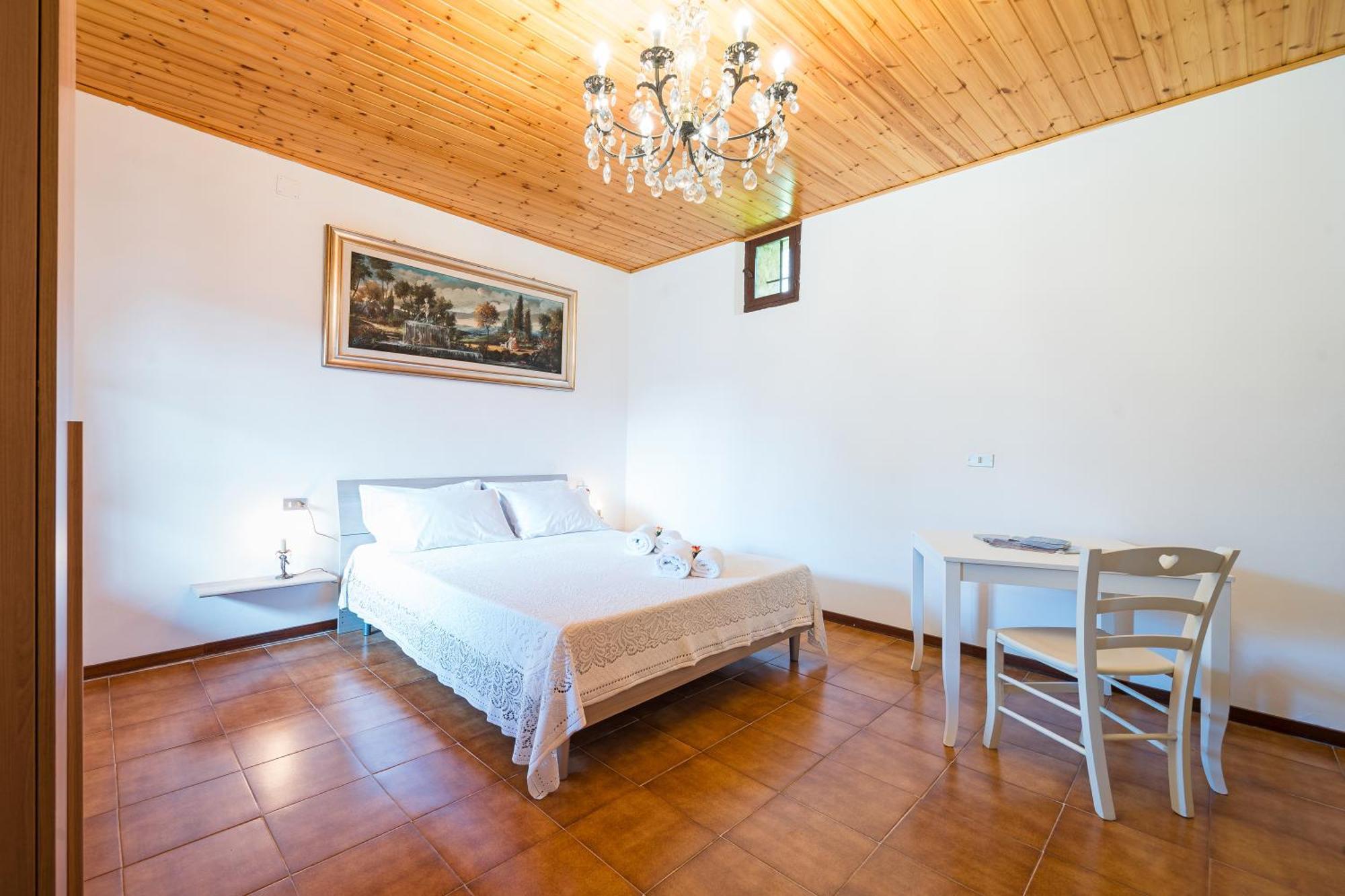 קומו B&B La Corte And Home Restaurant - Free Parking - 10 Minutes To The Lake And Centre מראה חיצוני תמונה